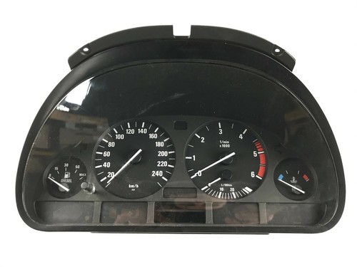 BMW E39 530d Tacho Kombiinstrument Diesel Tacho 6903800