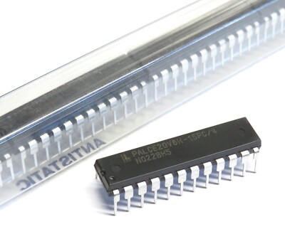 3 Stück PALCE20V8H-15PC/4 CMOS Universal Programmable Array Logic DIP24s Lattice