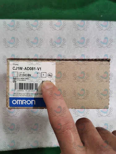 CJ1W-AD081-V1 OMRON Analog input unit brand new Shipping DHL or FedEX