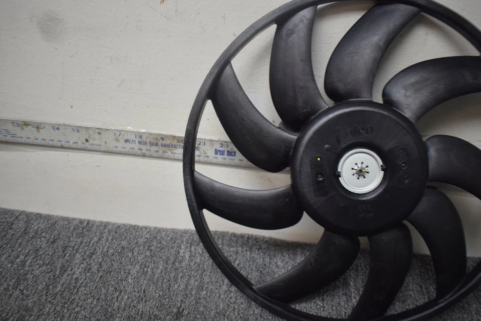 AUDI S5 2009-2012 MOTOR RADIADOR VENTILADOR FÁBRICA OEM Foto 2 de 4