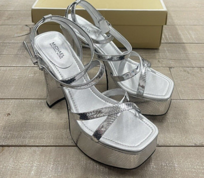 【Michael Kors】☆サンダル☆Paola Faux Patent Leather Sandal NWT Michael Michael Kors Paola Platform Sandal Metallic