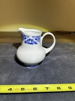 Vintage Kahla GDR Blue Onion Creamer Pitcher 3.5  Zwiebelmuster Germany