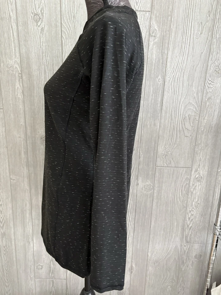 Camiseta deportiva Earth Yoga para mujer talla M negra Foto 3 de 4