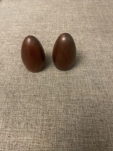Two Wooden Egg Shaped Salt & Pepper Shakers Approx 2 1/2 “ Tall Vintage