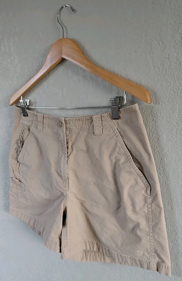 L.L. Shorts cargo Bean feminino tamanho 12 cáqui com bolsos. Camping para caminhadas ao ar livre - Imagem 2 de 4