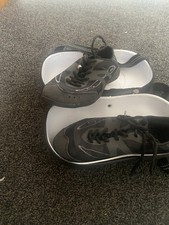 Nfinity Vengeance Cheer Schuhe Größe US 7, UK 5, inklusive Etui