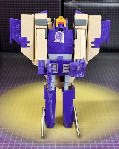Vintage Hasbro Transformers G1 Decepticon Triple Changer Blitzwing Near Complete - Picture 8 of 9
