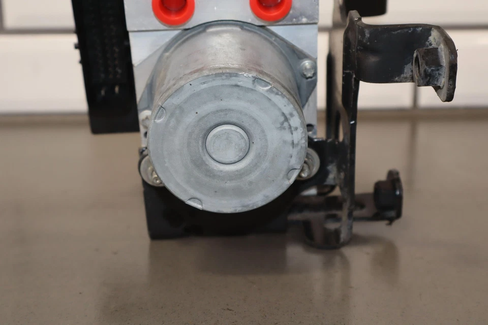 09-14 Chevy Suburban GMT900 OEM ABS насос/модуль в сборе - Изображение 3 из 4