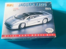 Maisto 1/24 Metal Body Model Kit 39907 - Jaguar XJ220 - silber unbenutzt Decals sehr guter Zustand