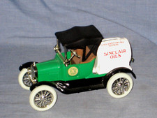 SINCLAIR GAS & OIL DIECAST 1918 FORD MODEL "T" TRUCK BANK - 75TH ANNIVERSARY