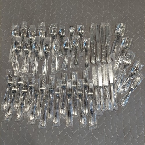 Gorham GALLERIA 45 Pieces Glossy Flatware Stainless 8 Place Settings Hostess Set - Picture 9 of 10