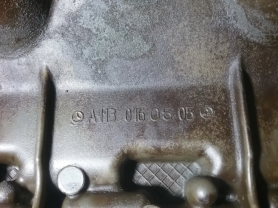 1999-2006 Mercedes Benz CLS500 Right Side Cylinder Head Valve Cover 306-59107BR - Image 4 of 4