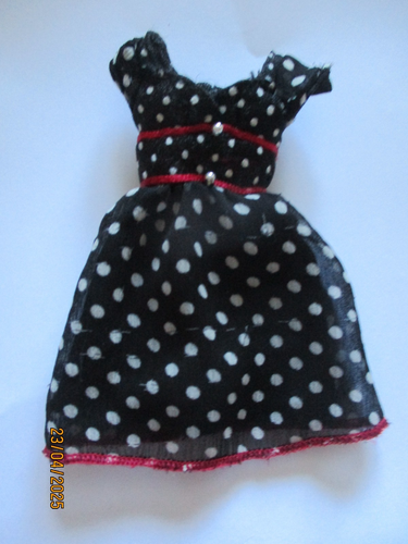Mattel - Poupee - Barbie - Fashion fever - Glamour - robe rose foncee