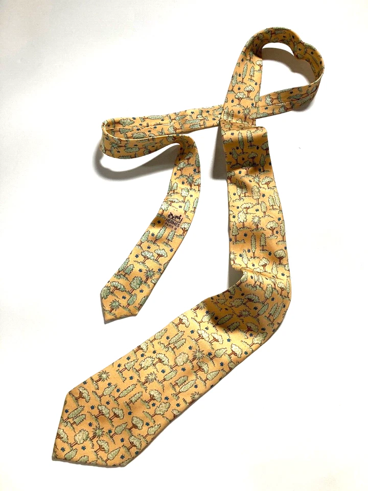 HERMES ВИНТАЖНЫЙ ЛЕС БАБОЧКИ ТАНЦЫ ГАЛСТУК ДЕРЕВО WOODS ВЫСОКОГО КЛАССА ФРАНЦИИ ЖЕЛТЫЙ - Изображение 3 из 4