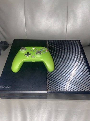 Microsoft Xbox One 500GB Console - Black - Picture 5 of 5