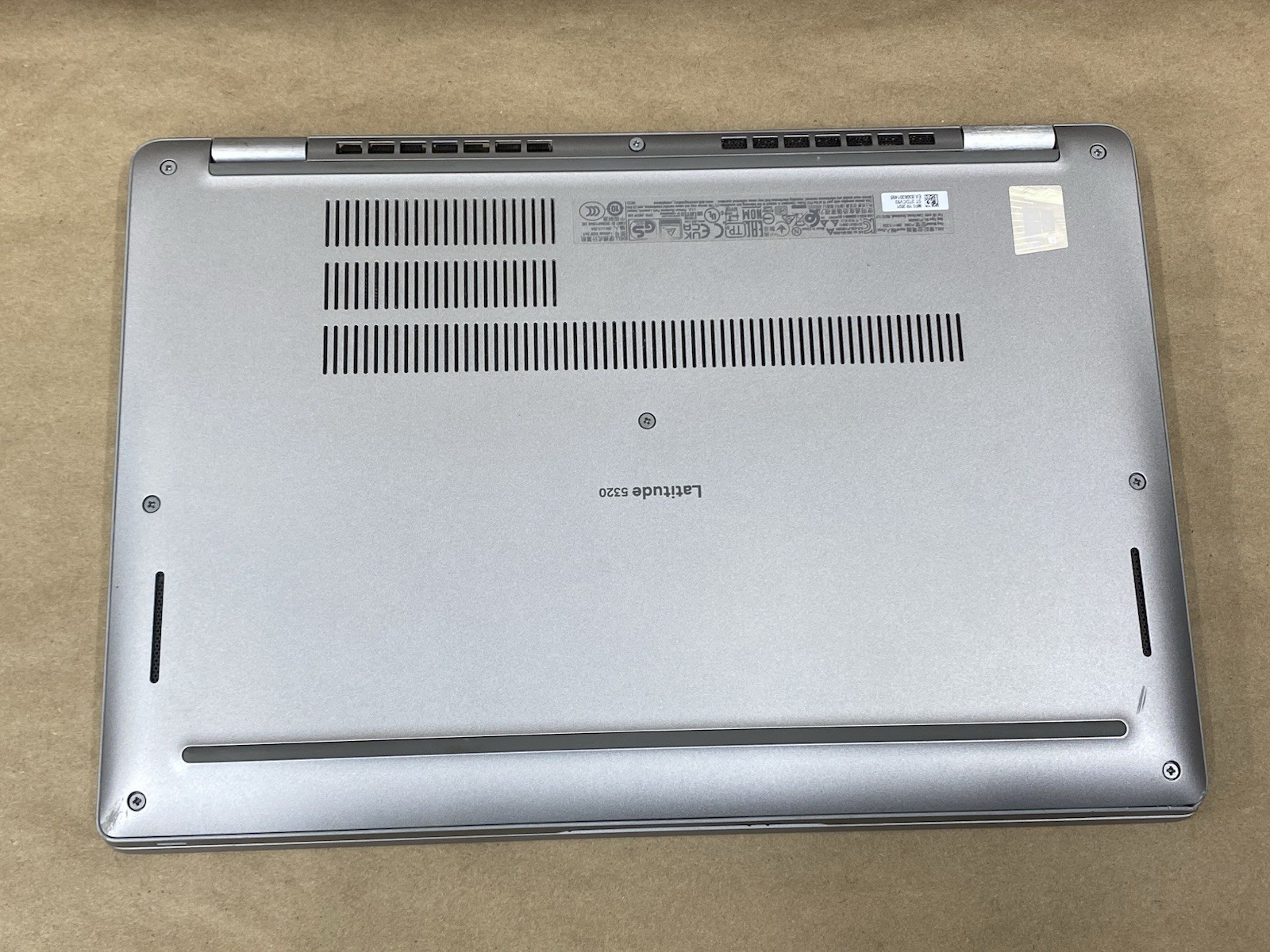 Dell Latitude 5320, 13.5-Inch Laptop, with i7-1185G7