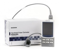 McKesson Handheld Pulse Oximeter Pediatric Large Display With Batteries 4 Ct