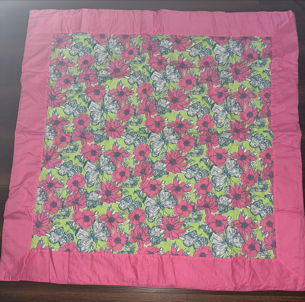 NEW Lilly Pulitzer Picnic Blanket New Green Bloomin Cacoonin Floral Pink Bedding