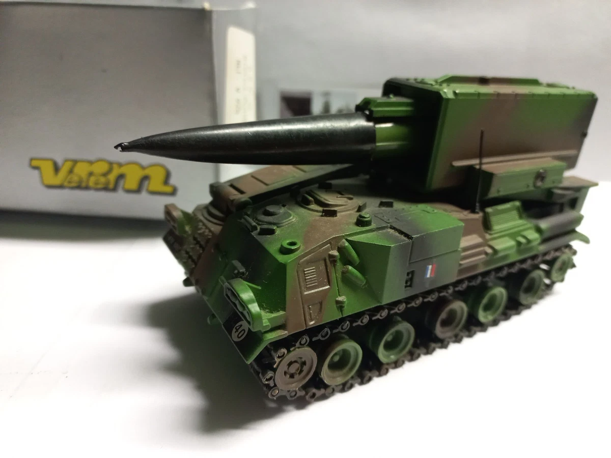 Miniature Solido AMX 30 / Pluton - N°238 - Véhicule Militaire Français - 1970 - Métal