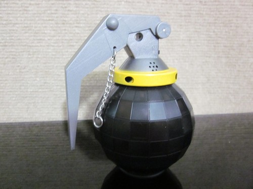 2018 Epic Games Fortnite Disco Ball Grenade w/ Lights & Sound - Picture 8 of 8