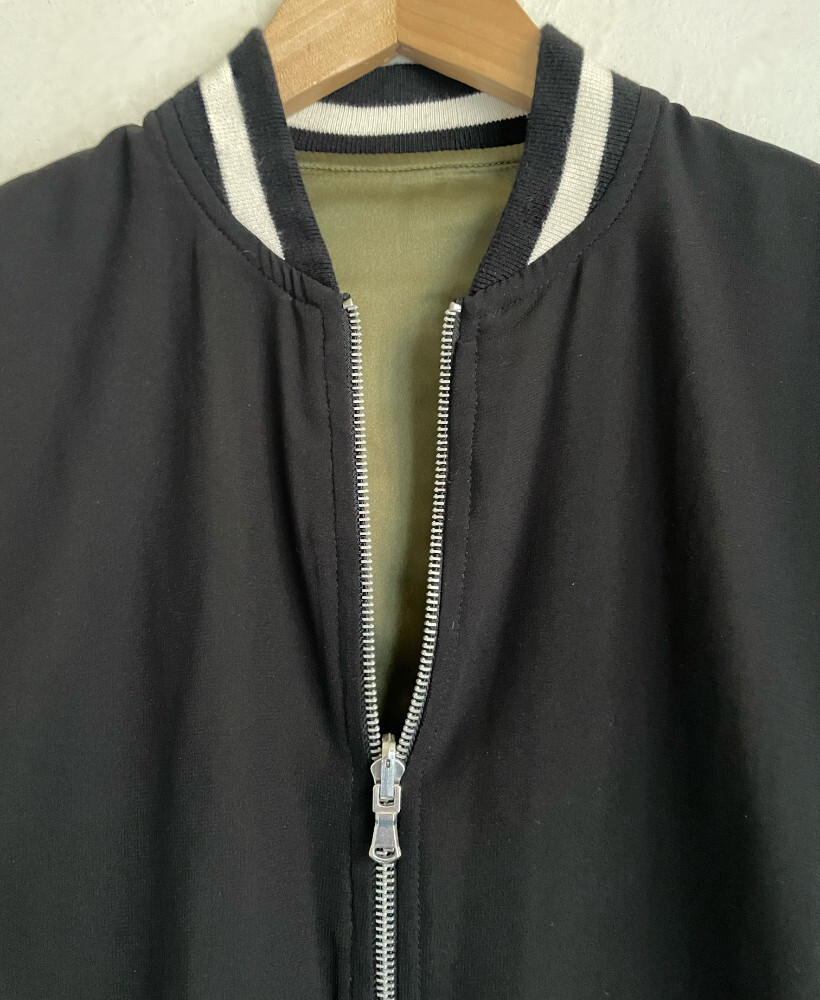 Zara Basic Collection Reversible Light Weight Emb… - image 3