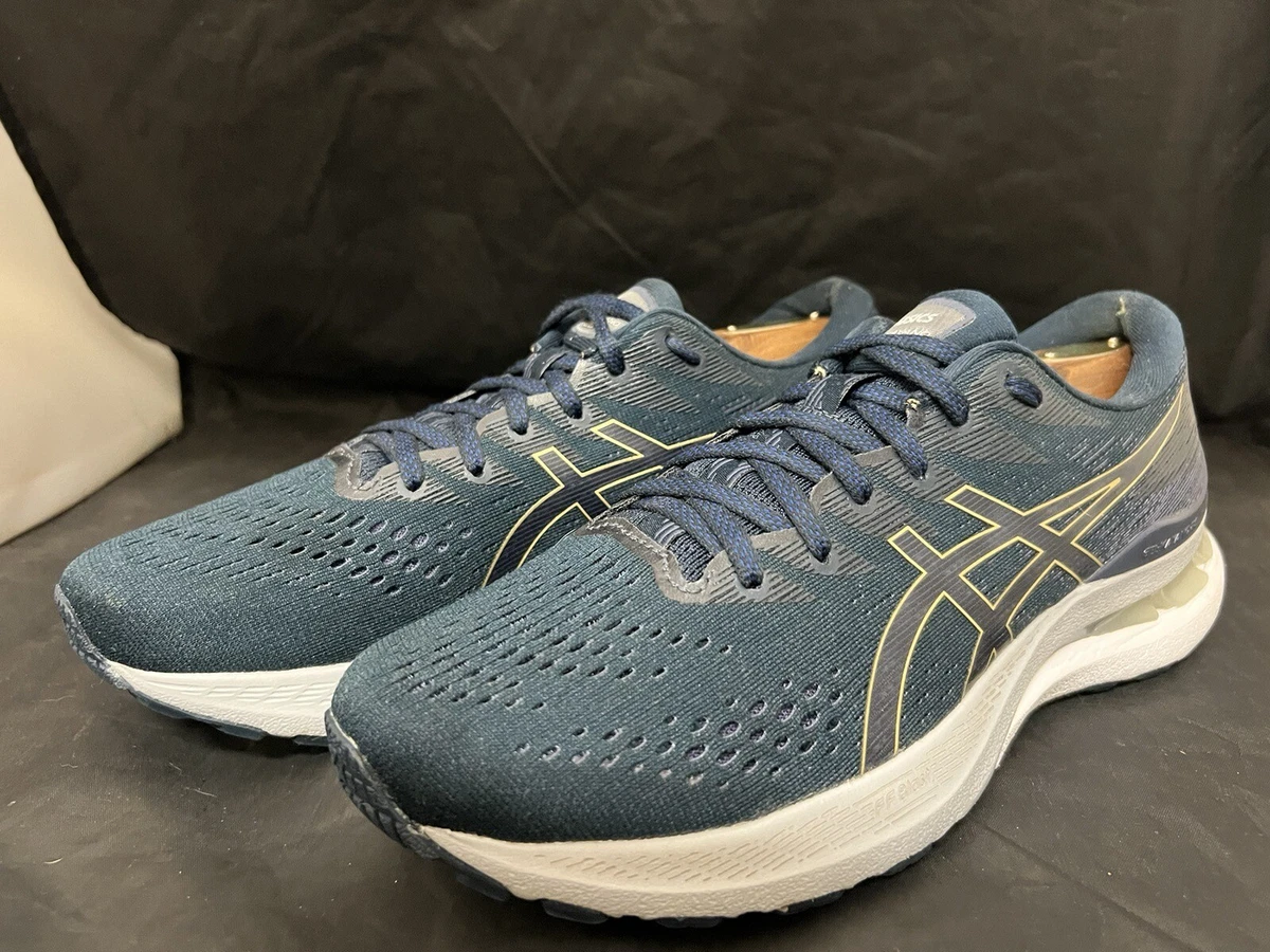 Asics Women s Gel Kayano 28 Lace Up Running Shoes US 10 EU 42 Teal