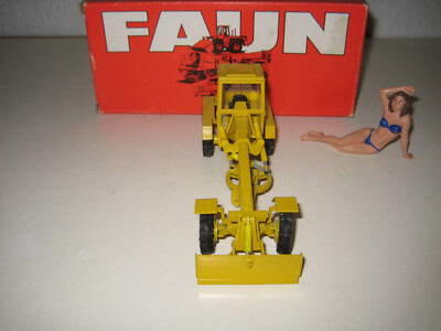 Faun F 155 Niveleuse Jaune #2680.3 Conrad 1:50