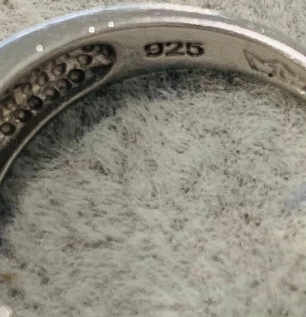 925/-Silber Ring mit 3 simulierten Diamanten Gr. 57, - Bild 3 von 3