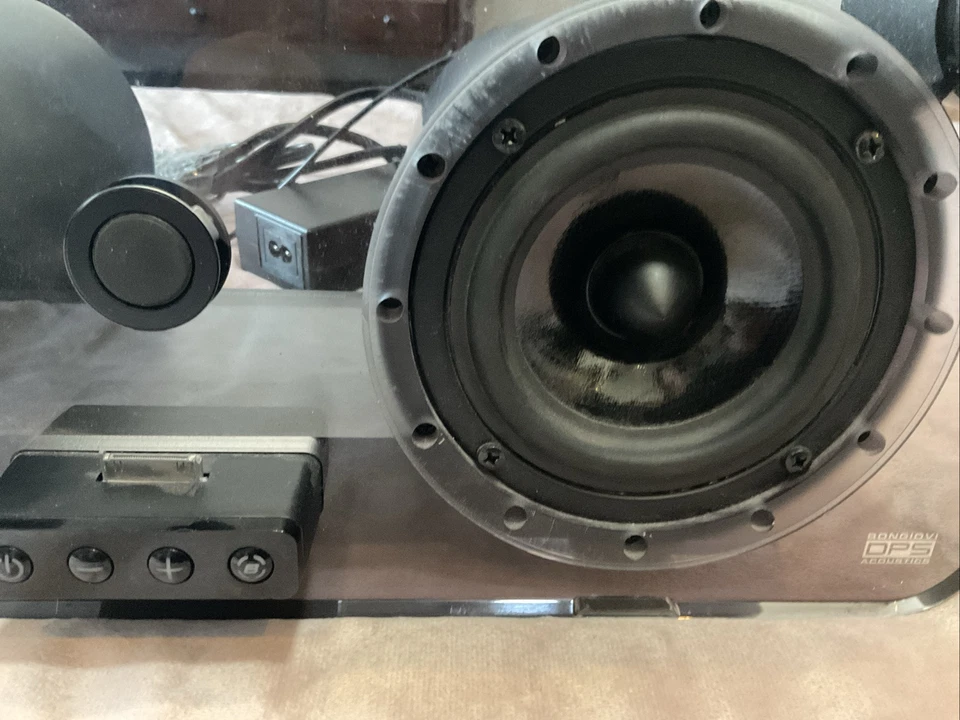 iHome Audio Docks and Speakers for Mobile Phones - Image 3 of 4