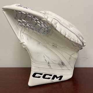 CCM Tacks Senior Ice Hockey Goalie Catcher. Left Hand.