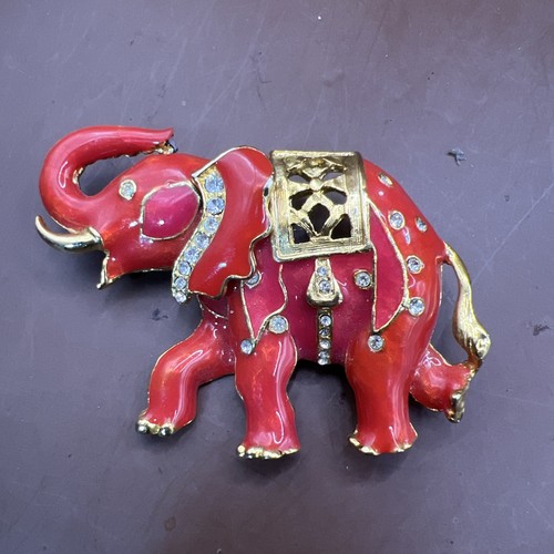 Vintage Red Enamel Elephant Brooch Gold Tone w/Rhinestones Scarf Pin Lucky 