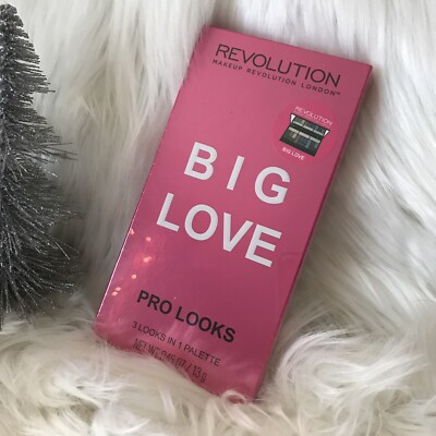 Makeup Revolution Big Love Eyeshadow Palette