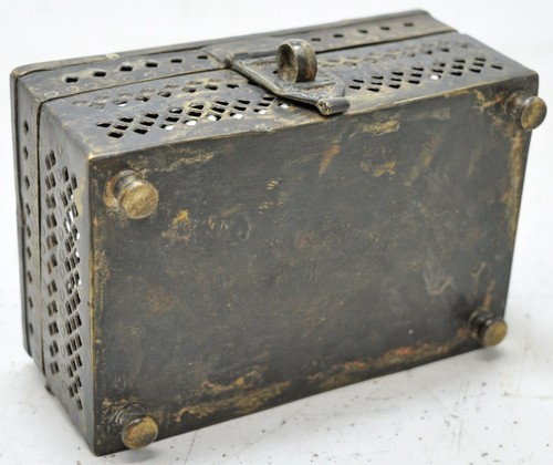 Antique Brass Betel Nuts Jali Cut Supari Box Original Old Hand Crafted Engraved - Picture 10 of 10