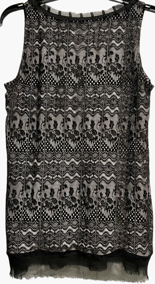 Pullover sin mangas Cabi talla pequeña con caparazón negro nude encaje superpuesto corbatas sin mangas Foto 2 de 4