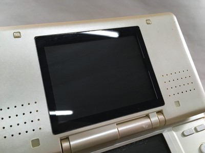 LF9104 Plz Read Item Condi Nintendo DS Pure White Console