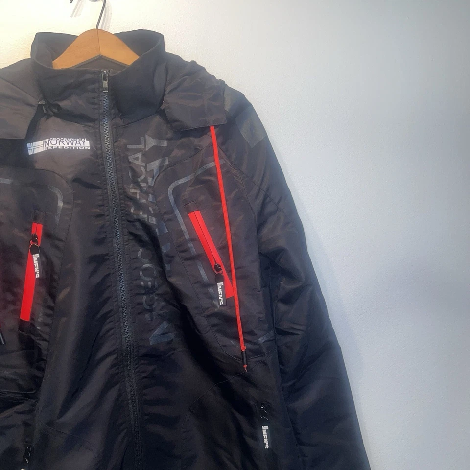 Chaqueta Geographical Norway Manvelous Negra Talla Mediana Cremallera Completa Capucha Desmontable Foto 4 de 4