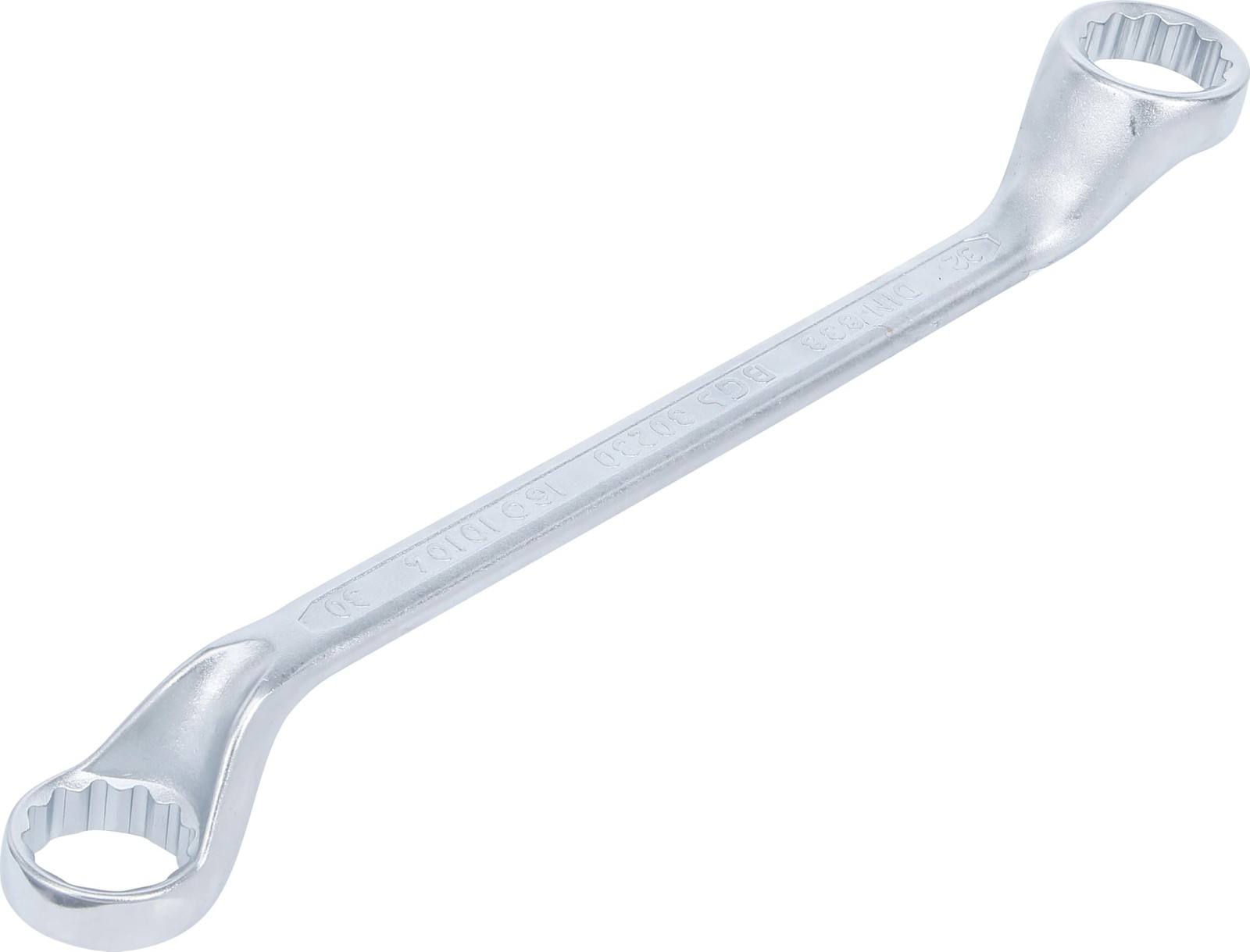Clé à œil 30230 forgée en acier robuste de 30 x 32 mm finition satinée