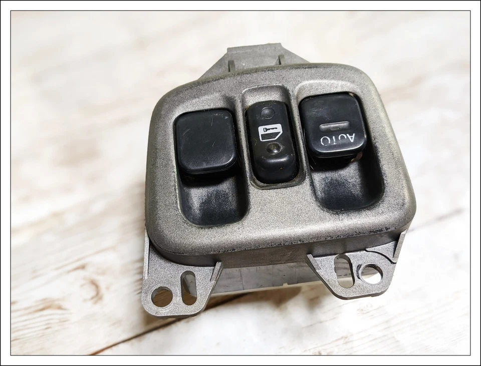 2000 01 02 03 04 2005 TOYOTA CELICA GT GTS ГЛАВНЫЙ ВЫКЛЮЧАТЕЛЬ СТЕКЛА 84802-20350 OEM - Изображение 3 из 4