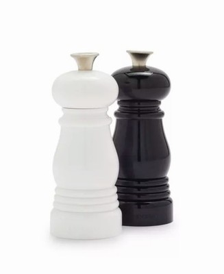 Le Creuset Petite Salt & Pepper Mill Set. New In Box