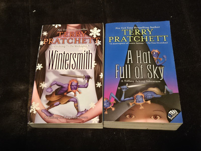 A Hat Full of Sky/Wintersmith (Tiffany Aching SERIES) BY Pratchett, Terry