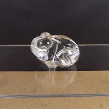 Steuben Crystal Art Glass Frog Paperweight Figurine Hand Cooler 2.5" Across