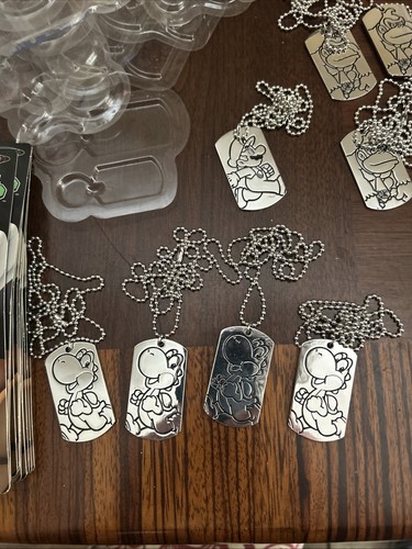 2015 Nintendo Super Mario Deluxe Dog Tags, 4 Tag Set, 26", Enter Play, BRAND NEW - Picture 4 of 9