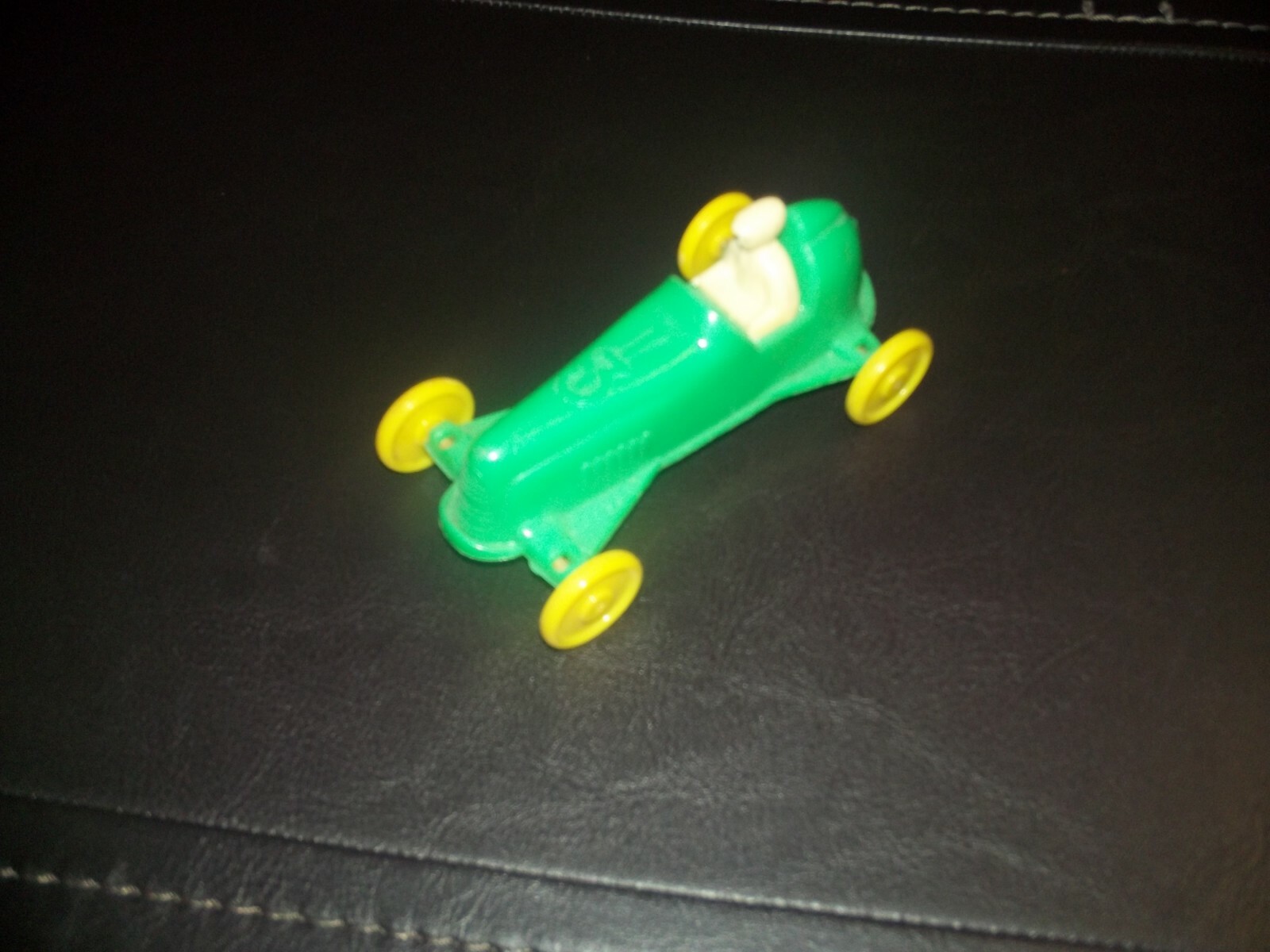 Picture 1 of 4