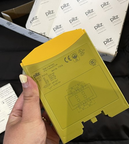 Pilz PNOZ mo4p Multi Output Module, 4 Outputs, 24 V, 773536 - Bild 7 von 7
