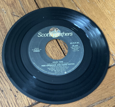 Love is no friend to a fool/Killin  Time Fred Knoblock And Susan Anton 45