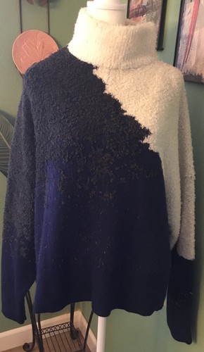 NWT~Lululemon Ombre Knit Textured Turtleneck Merino Wool Sweater Size 10 - Picture 2 of 10