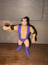 WWF HASBRO RAZOR RAMON SERIES 10 PURPLE WRESTLING ACTION FIGURE 1994 WWE WCW