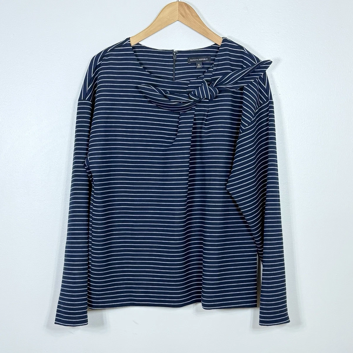 Top Tricoté Rayé Beige Et Noir Banana Republic Taille S - Occasion Très Bon état
