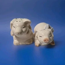 🐷2 Ceramic Pigs Salt & Pepper Shakers Piglets w Stoppers Figurines Porcelain 