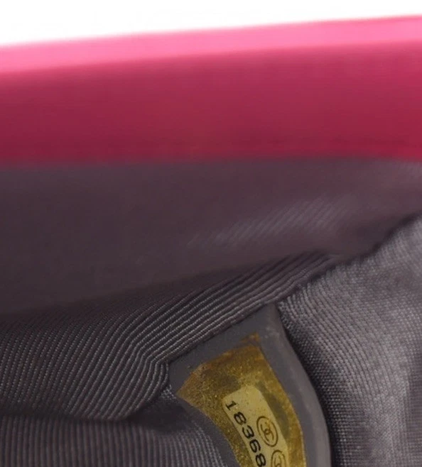 Chanel Terciopelo Acolchado Niño Pequeño Solapa Fucsia Foto 4 de 4